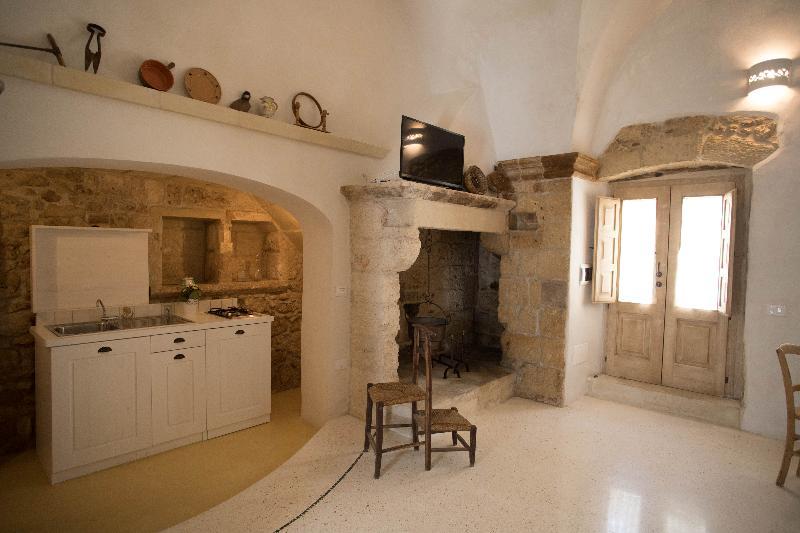 Historia- Dimore Corte Chiesa Corigliano d'Otranto Exterior photo
